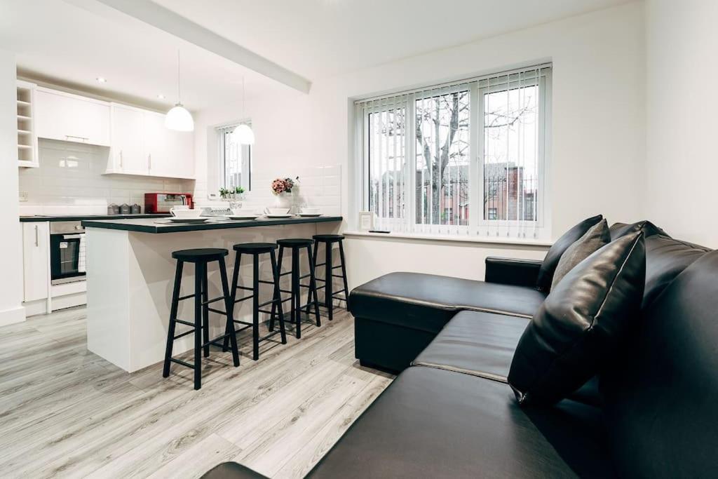 Park & Relax In 1Bd Central Liverpool Home Экстерьер фото