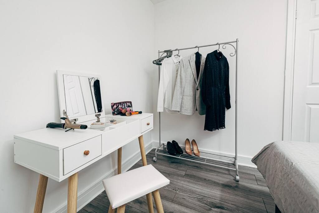 Park & Relax In 1Bd Central Liverpool Home Экстерьер фото