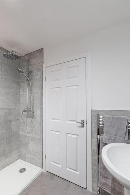 Park & Relax In 1Bd Central Liverpool Home Экстерьер фото