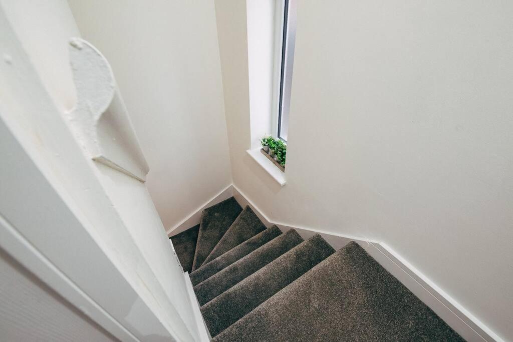 Park & Relax In 1Bd Central Liverpool Home Экстерьер фото